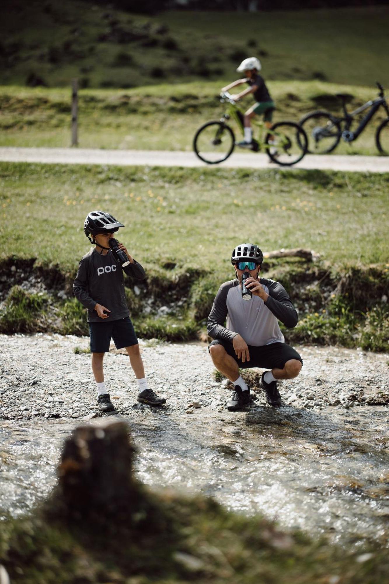 Dips&Drops - The First Bike And Ski Hub Flachau Exteriér fotografie